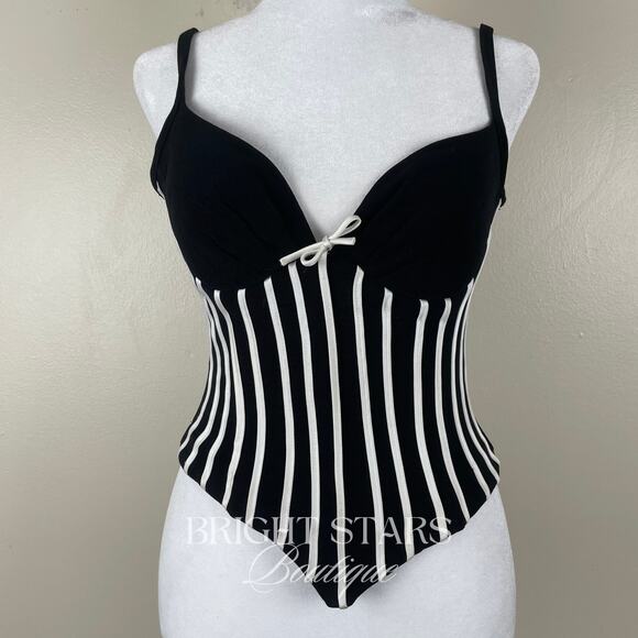 Extremely Rare Bustier ASO Phoebe Halliwell Charmed ALT Black White Corset - Picture 5 of 9